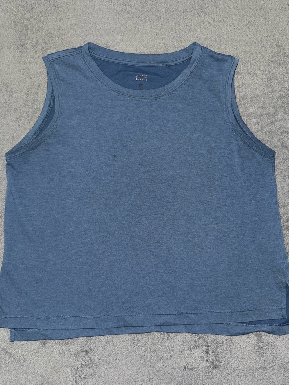 Uniqlo Blue Sleeveless Relaxed Tank Top Size M